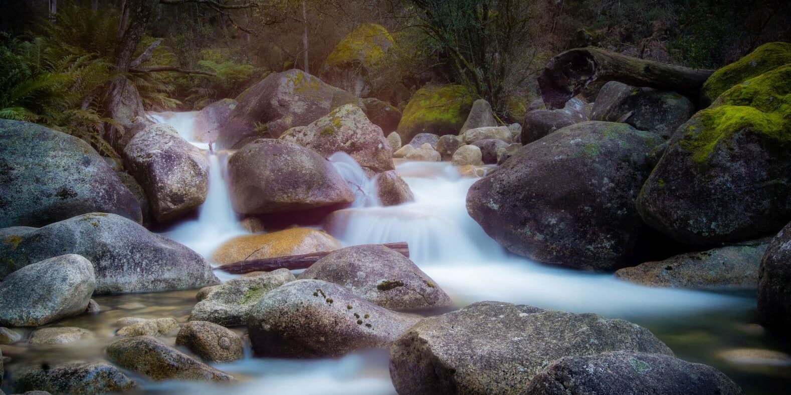 Eurobin creek a few hundred metres douwn below the Eurobin Falls