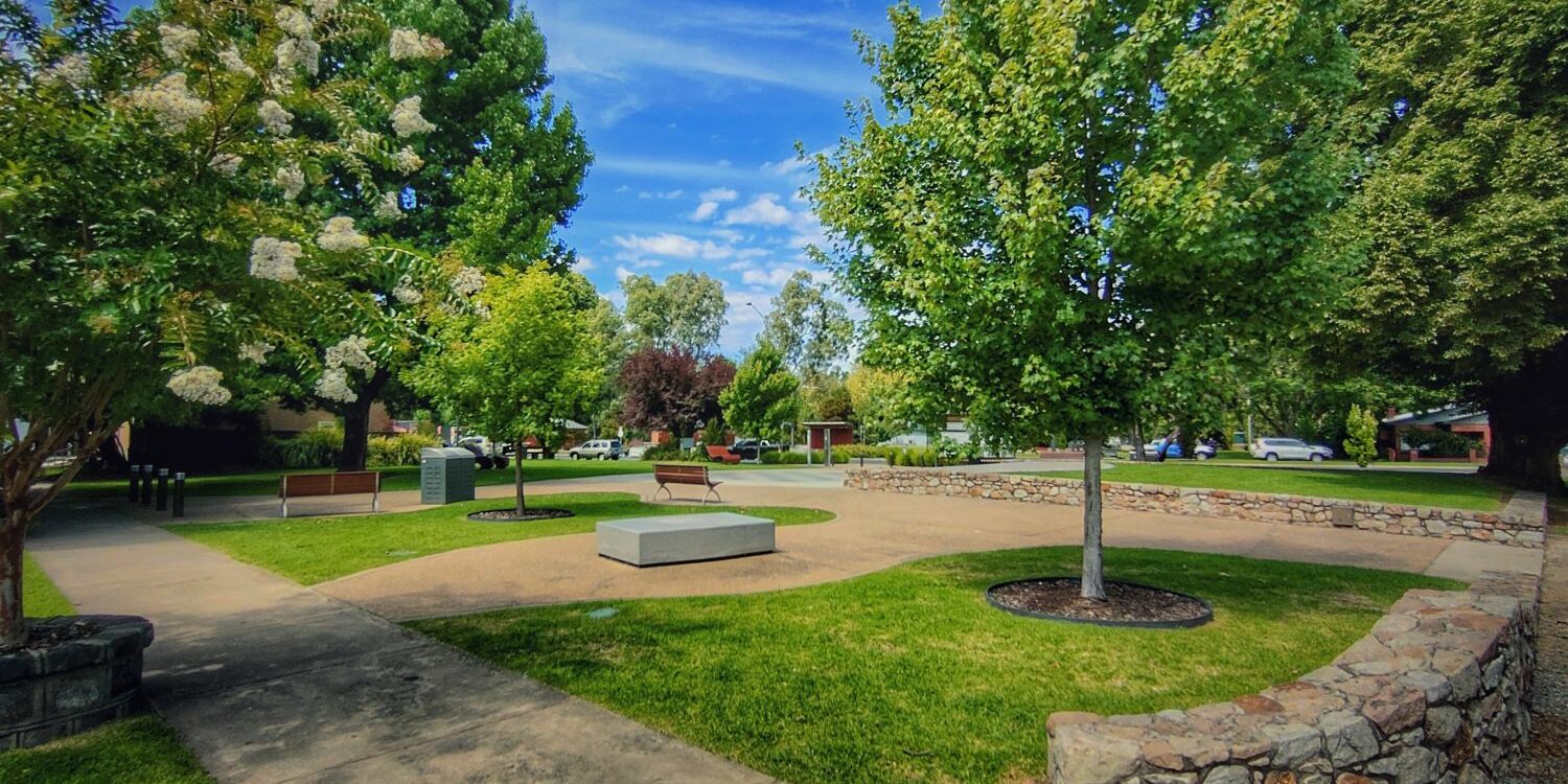 park piazza myrtleford summer 16_9